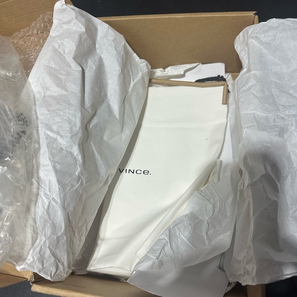 Vince ROBIN Tan light Suede platform lug sole Loafers in box 9 - Picture 9 of 9